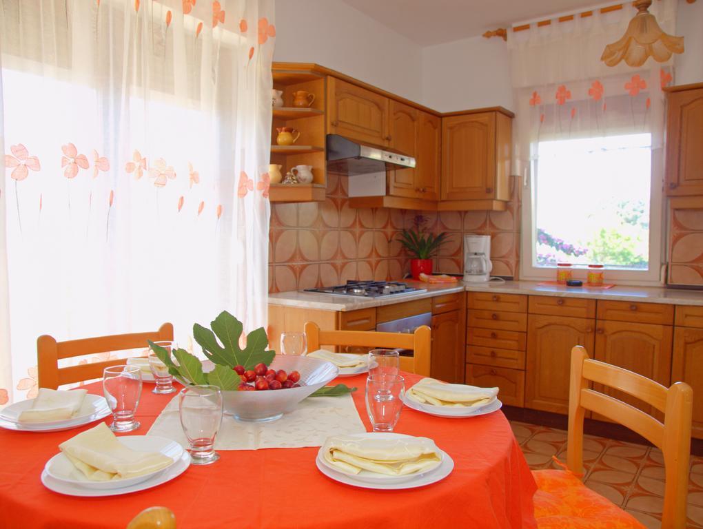 Apartment Taja Liznjan Ruang foto